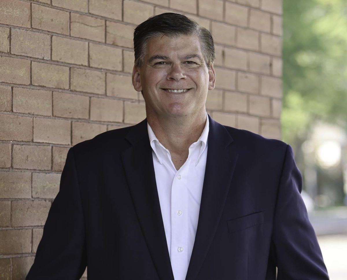 Prior Lake resident Eric Pratt is running for the 2nd congressional district seat.