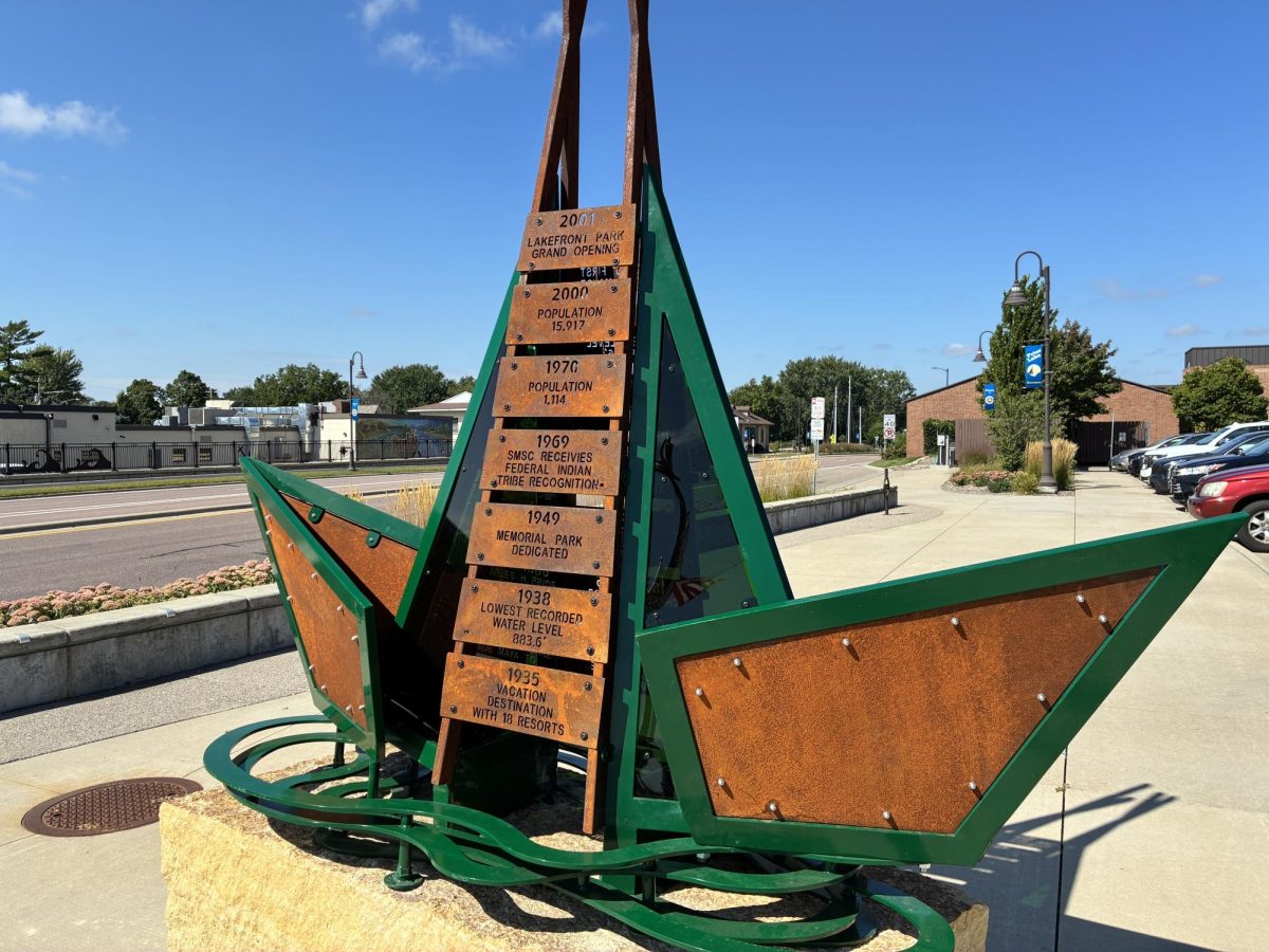 The large metal ship sculpture now installed in the downtown area references important events in the city's history.